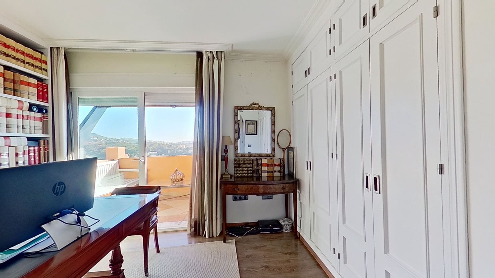 5 soveværelse Byhus til salg i Malaga by - € 2.500.000 (Ref: 8784260)