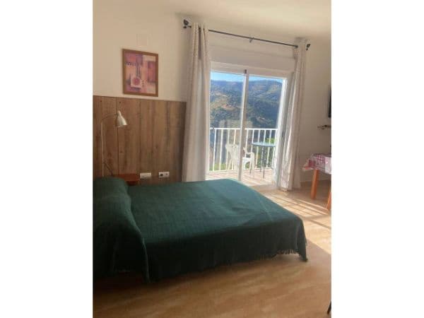 Grunde uden byggetilladelser til salg i Totalan - € 1.250.000 (Ref: 8784263)