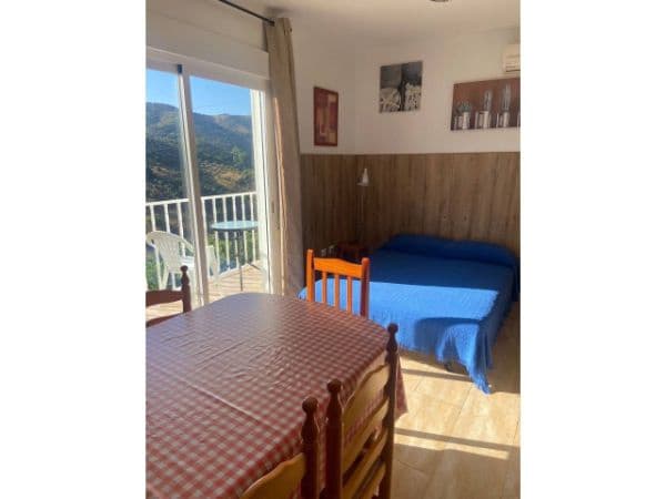 Grunde uden byggetilladelser til salg i Totalan - € 1.250.000 (Ref: 8784263)