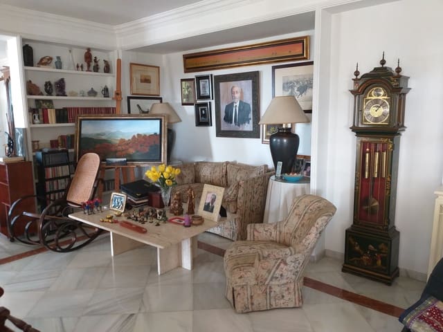 4 makuuhuone Omakotitalo myytävänä paikassa Málaga kaupunki - 1 100 000 € (Ref: 8784264)