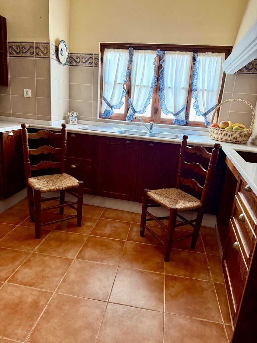 4 camera da letto Casa in vendita in Fuente de Piedra - 200.000 € (Rif: 8784733)