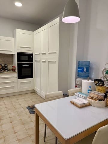 3 soveværelse Lejlighed til salg i Málaga by - € 1.950.000 (Ref: 8944856)