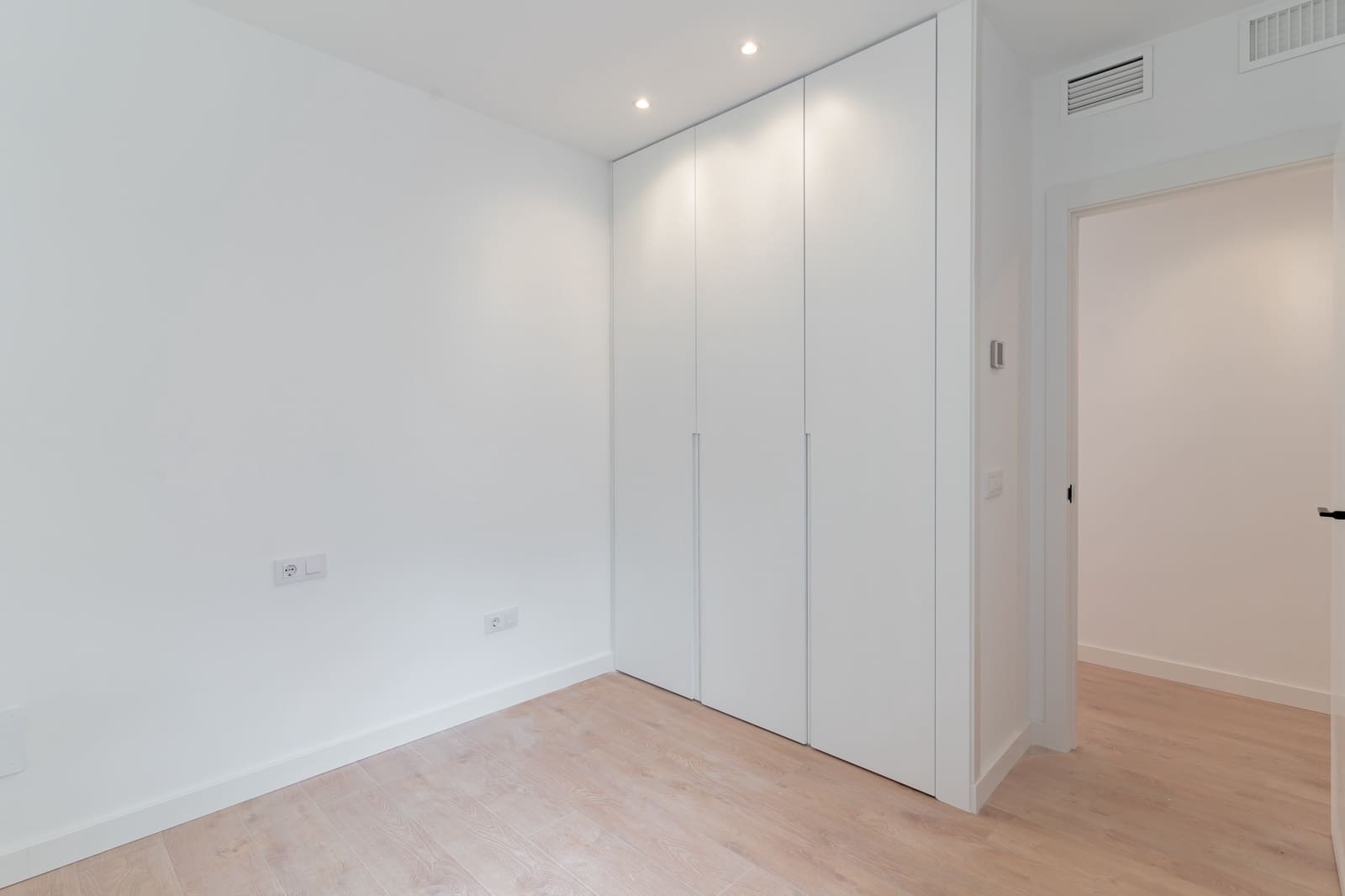 3 sypialnia Apartament do wynajęcia w Miasto Malaga - 3 350 € (Ref: 9369048)