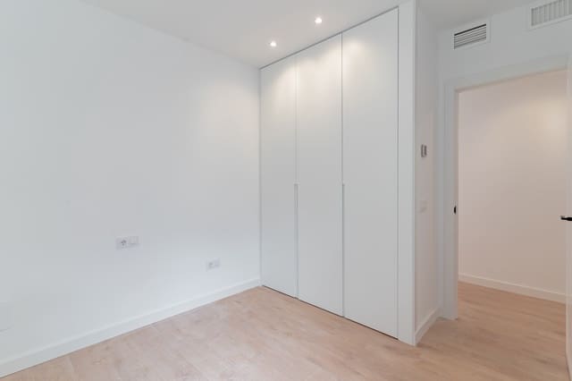 3 sypialnia Apartament do wynajęcia w Miasto Málaga - 3 350 € (Ref: 9369048)