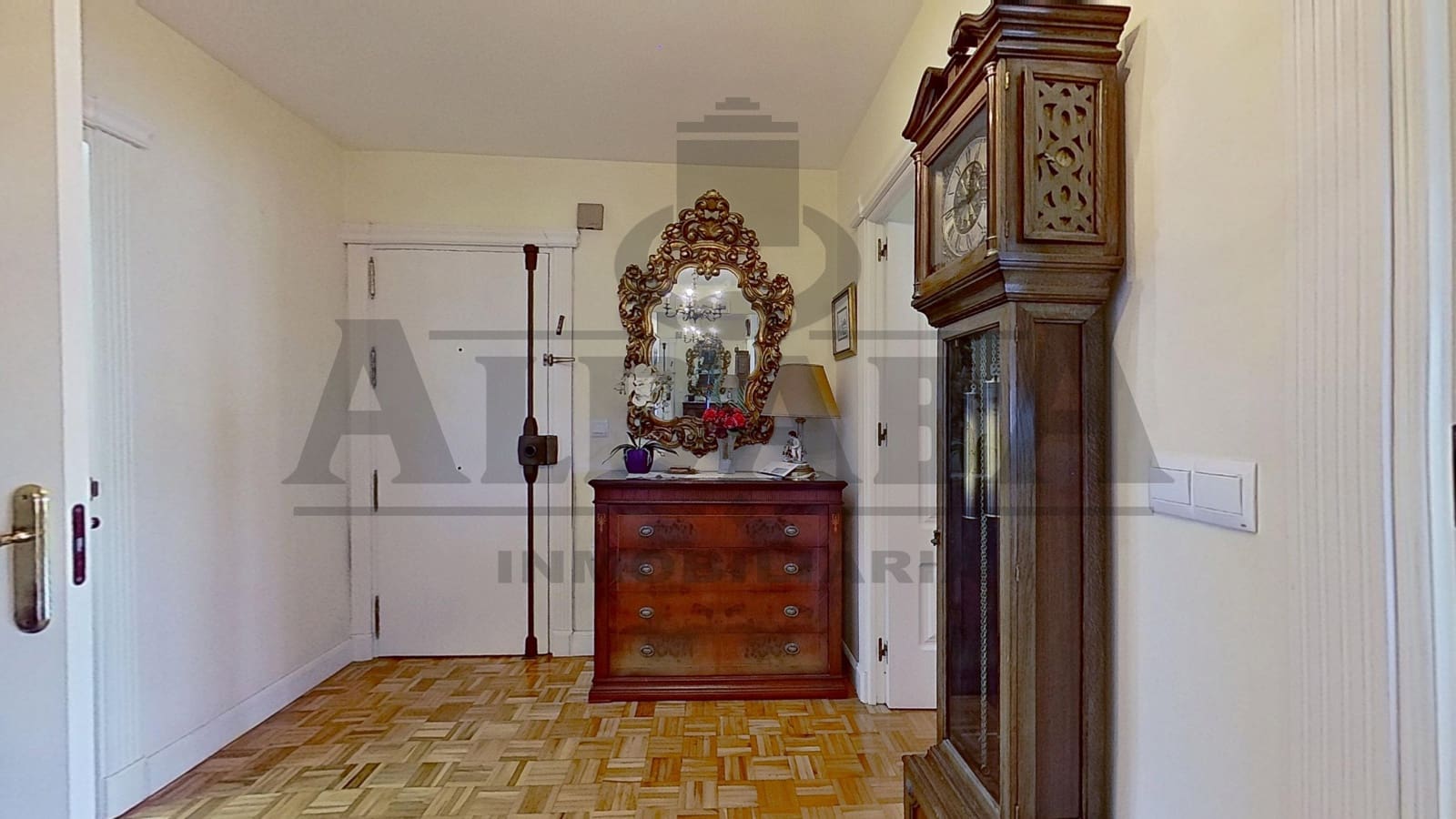 5 makuuhuone Huoneisto myytävänä paikassa Malaga kaupunki - 1 665 000 € (Ref: 9465873)