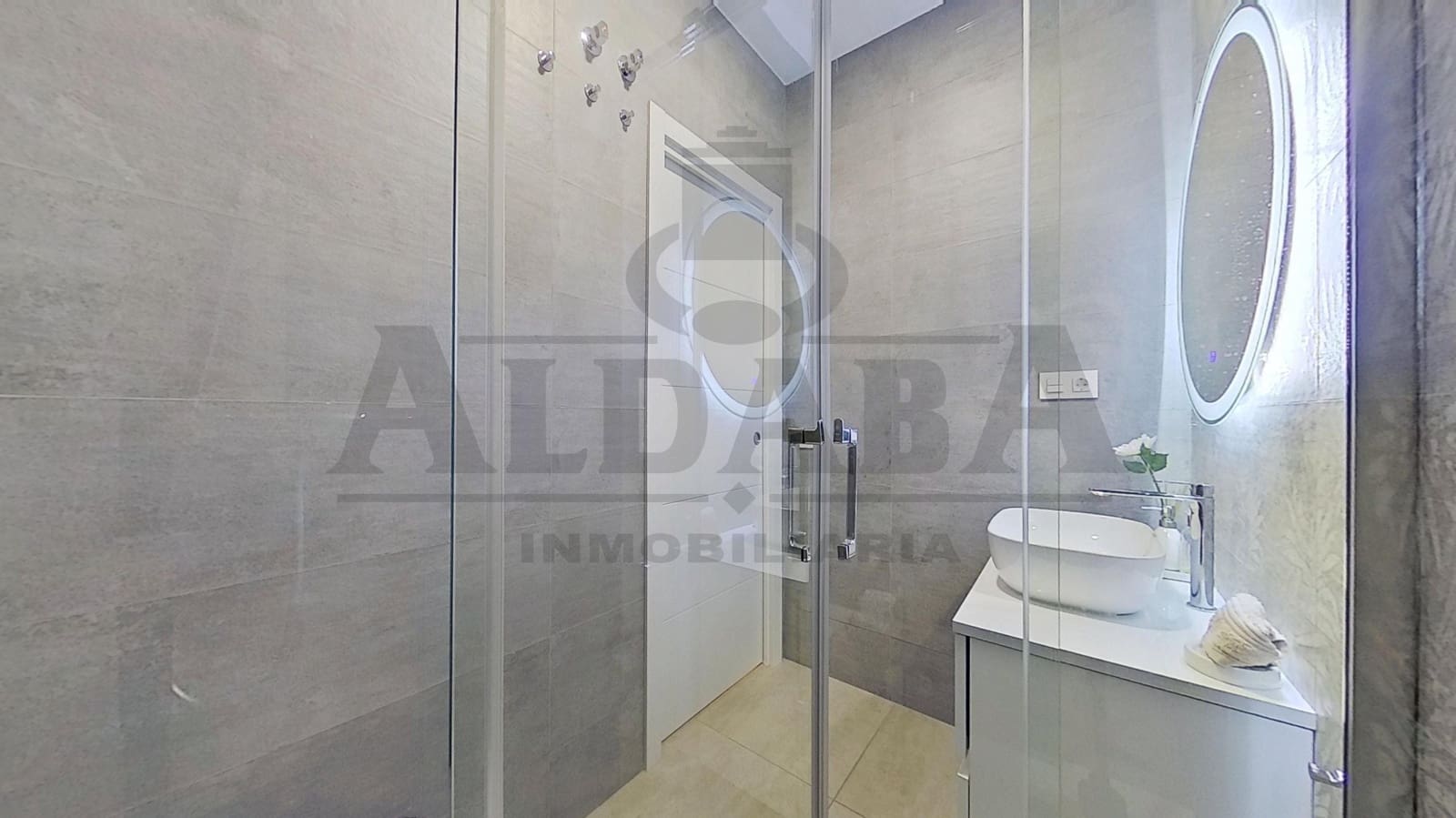 2 soveværelse Lejlighed til salg i Malaga by - € 645.000 (Ref: 9654268)