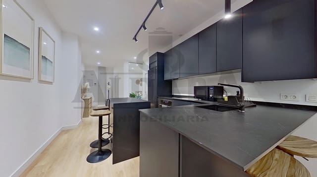 2 slaapkamer Appartement te koop in Málaga stad - € 645.000 (Ref: 9654268)