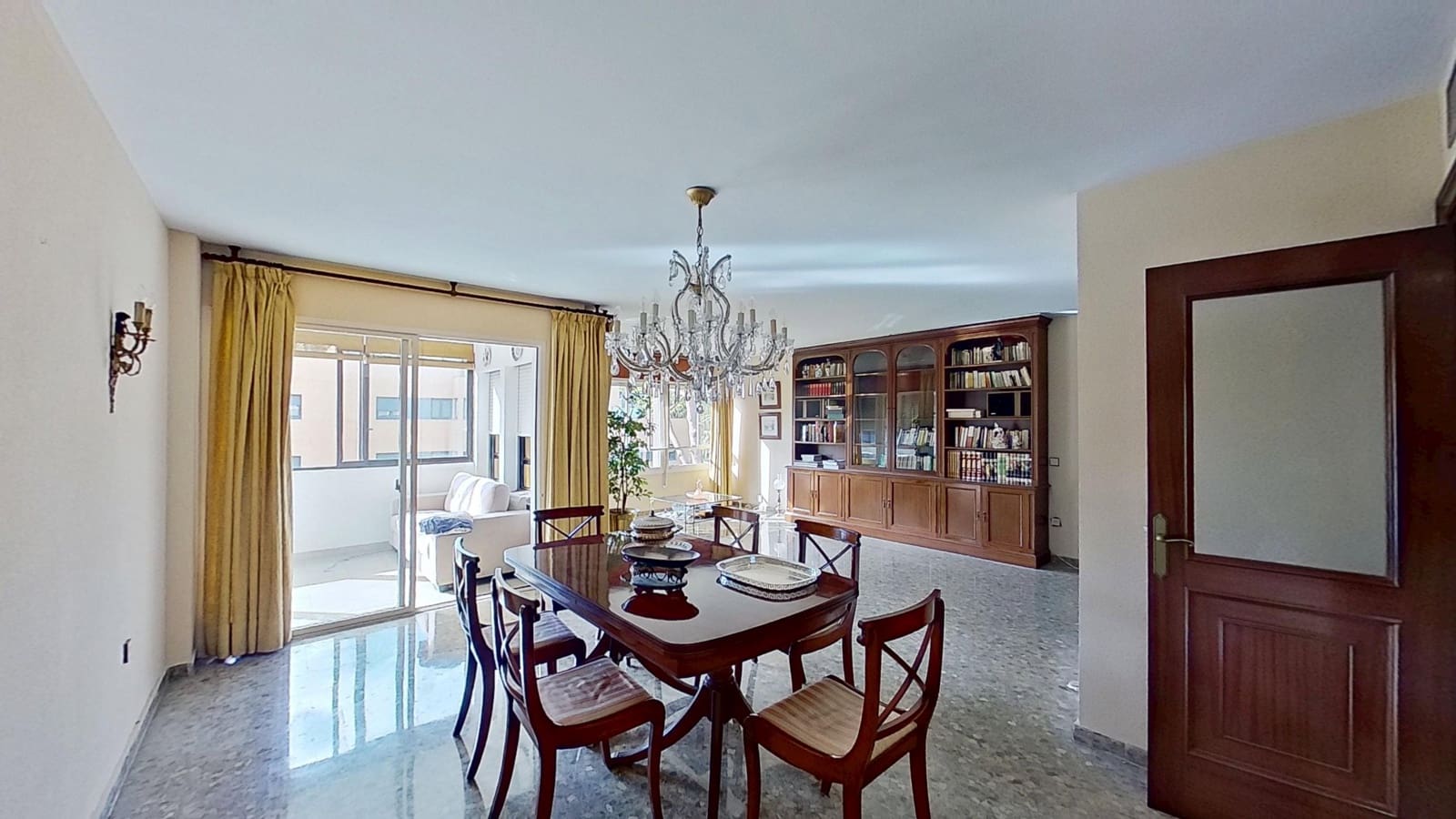 4 soveværelse Lejlighed til salg i Malaga by - € 1.200.000 (Ref: 9654269)