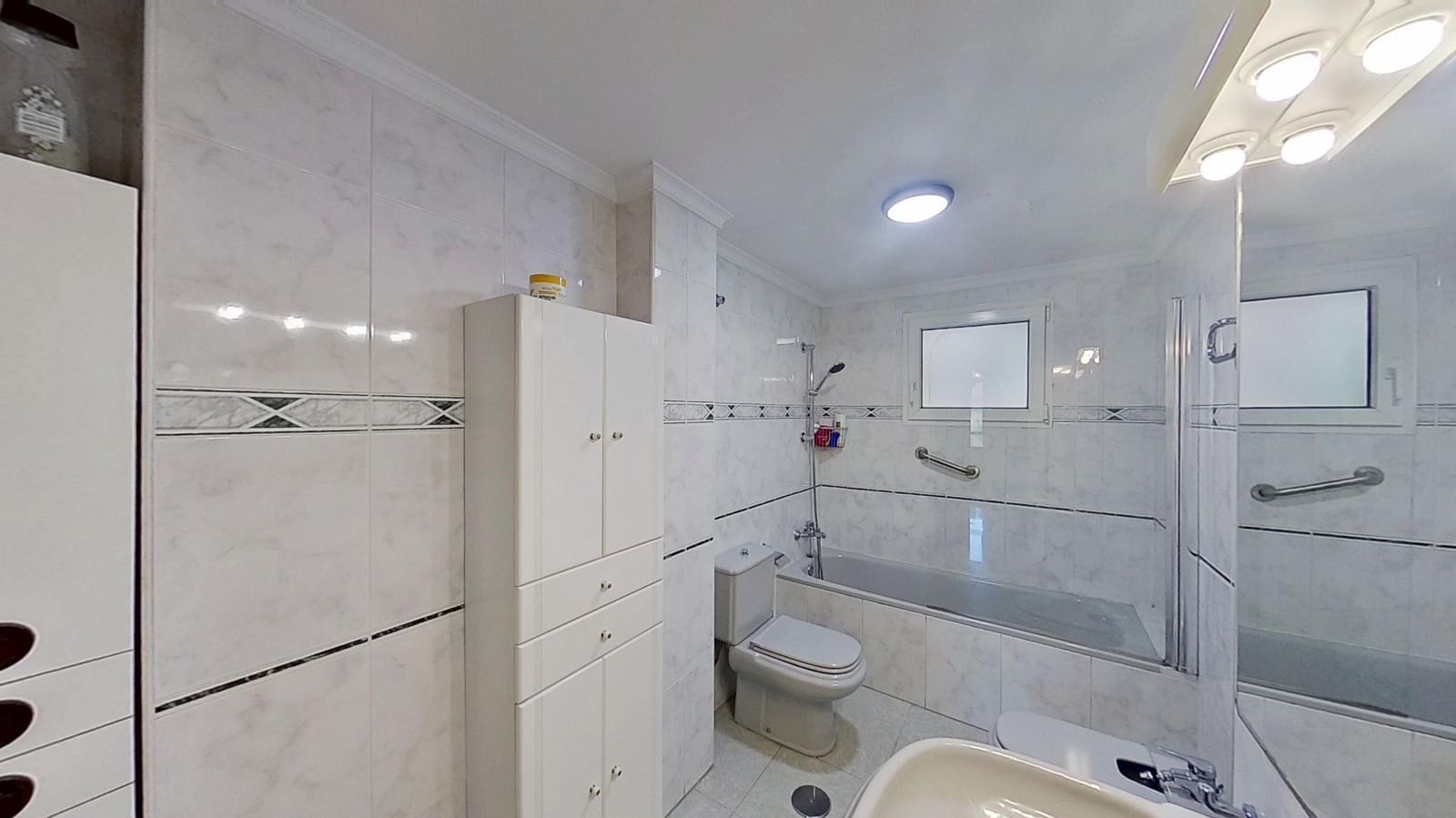 4 soveværelse Lejlighed til salg i Malaga by - € 1.200.000 (Ref: 9654269)