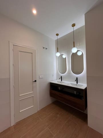 3 slaapkamer Appartement te koop in Málaga stad - € 790.000 (Ref: 9865485)