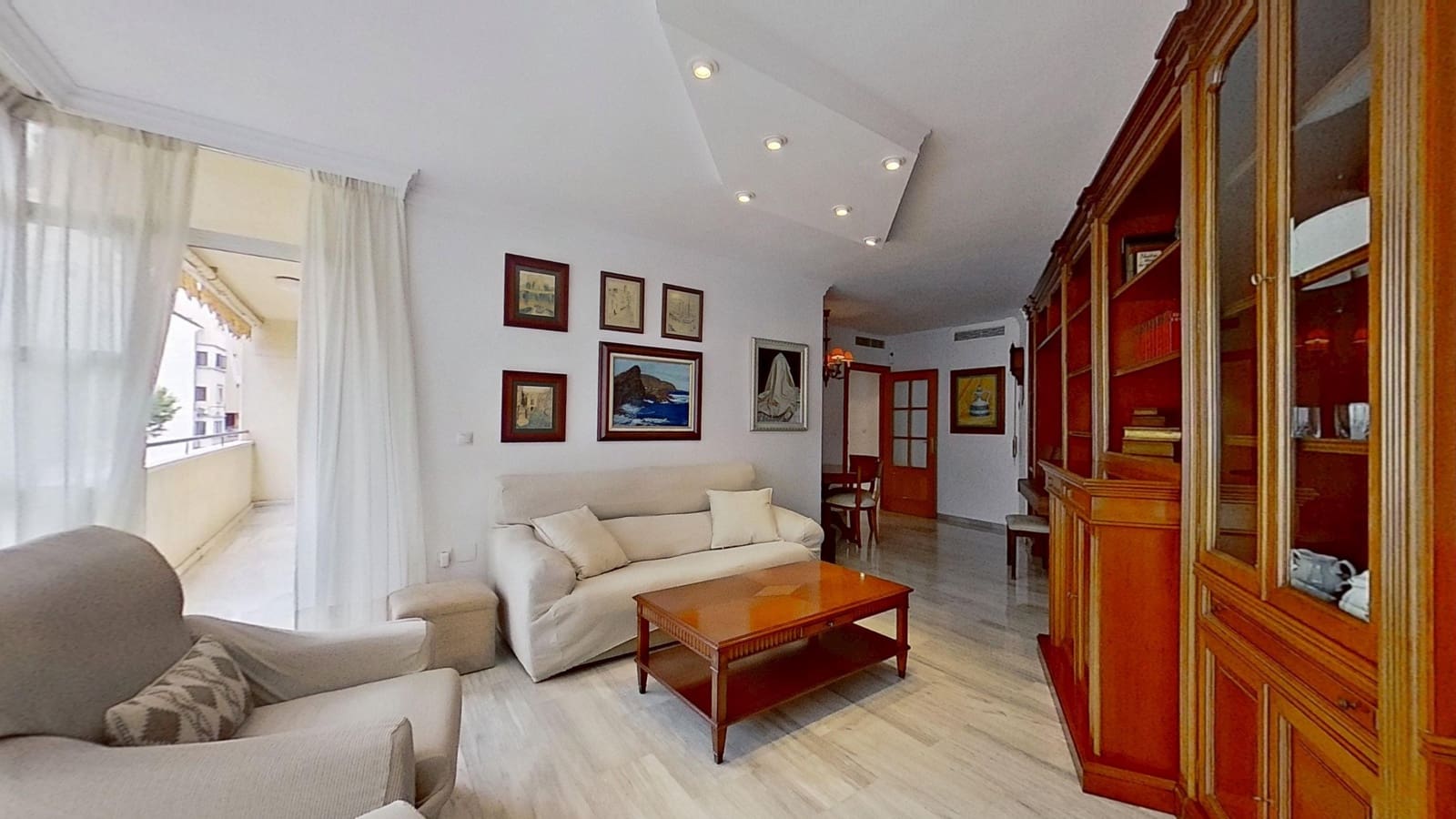 4 sypialnia Apartament na sprzedaż w Miasto Malaga z garażem - 695 000 € (Ref: 9904991)