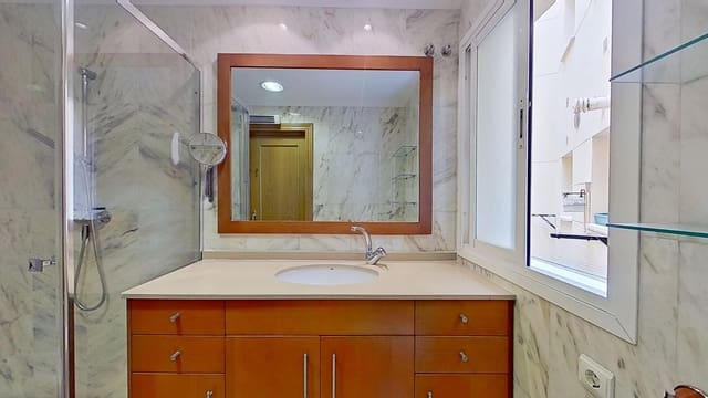 4 sypialnia Apartament na sprzedaż w Miasto Málaga z garażem - 695 000 € (Ref: 9904991)