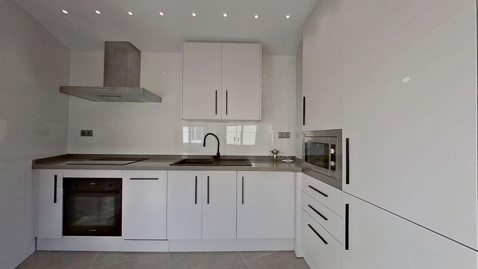 2 Zimmer Apartment zu verkaufen in Malaga Stadt - 740.000 € (Ref: 9911364)