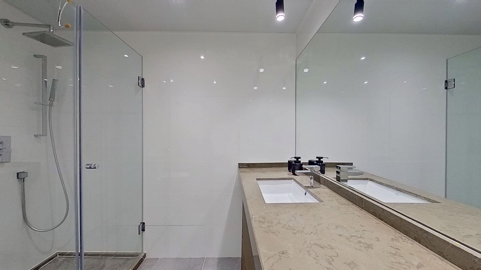 2 Zimmer Apartment zu verkaufen in Malaga Stadt - 740.000 € (Ref: 9911364)