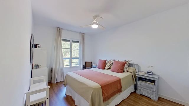4 slaapkamer Appartement te koop in Málaga stad met zwembad garage - € 720.000 (Ref: 9911533)