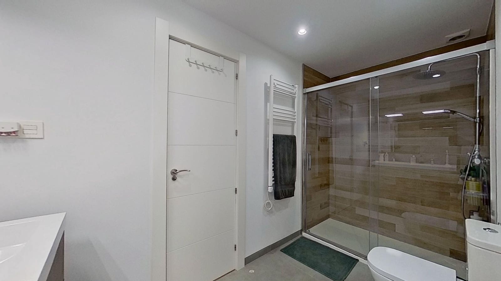 4 slaapkamer Appartement te koop in Malaga stad met zwembad garage - € 720.000 (Ref: 9911533)