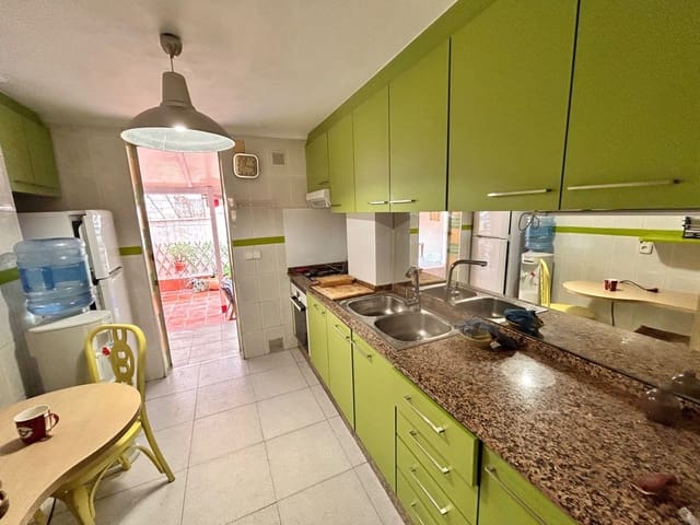 2 bedroom Flat for sale in Alicante / Alacant city - € 159,900 (Ref: 8724752)
