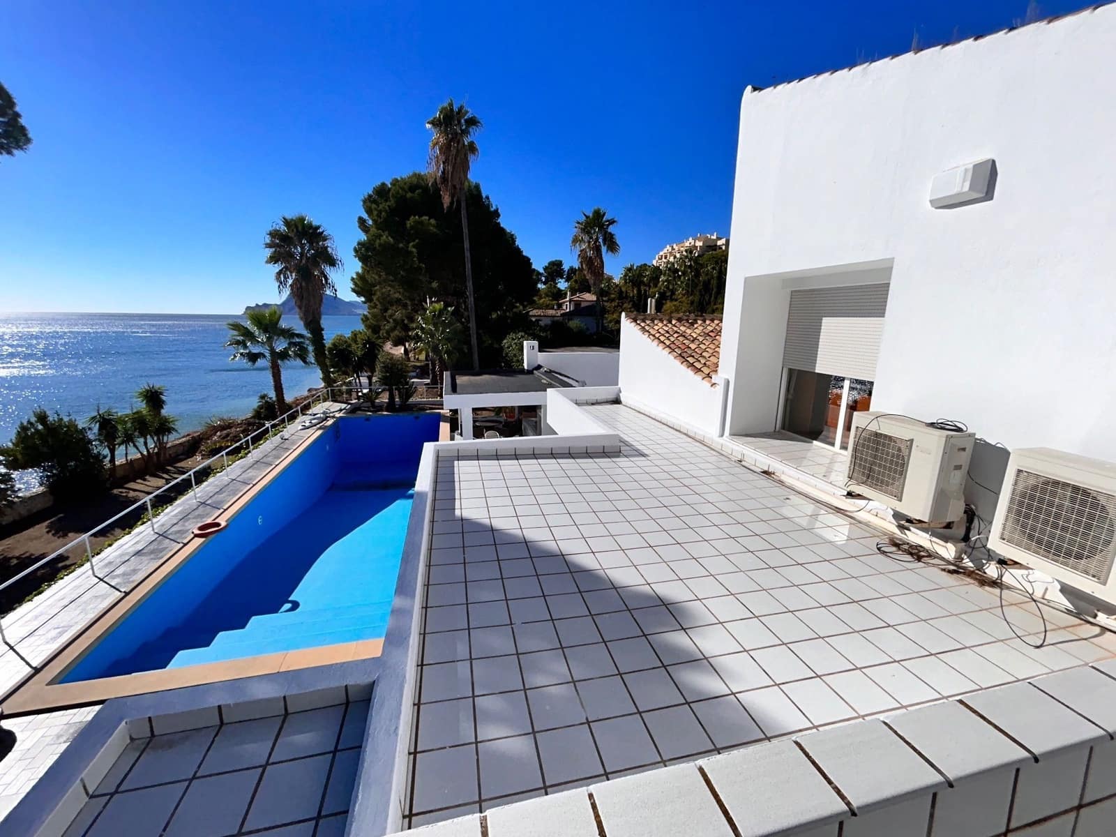 5 bedroom Villa for sale in Altea with pool garage - € 6,500,000 (Ref: 8724756)