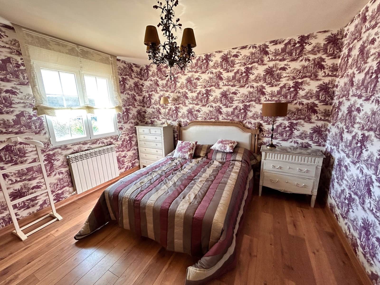 6 soveværelse Finca/Landehus til salg i Penaguila med swimmingpool - € 10.500.000 (Ref: 8724757)