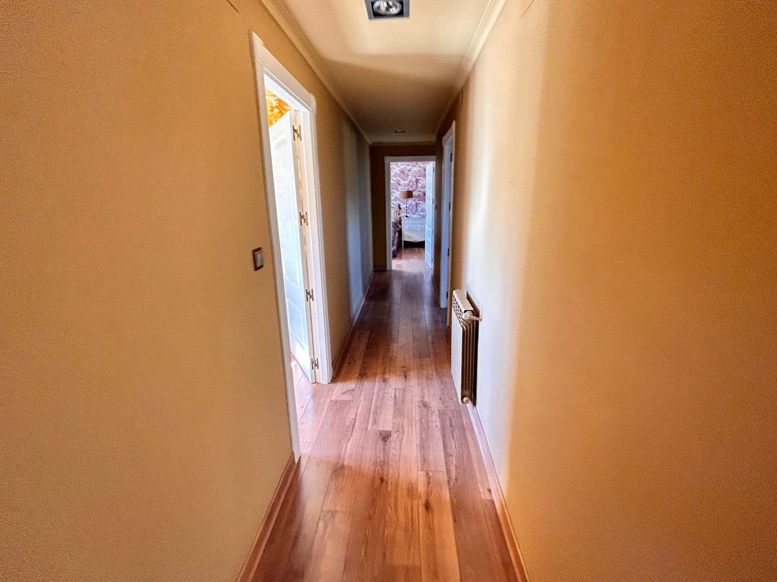 6 soveværelse Finca/Landehus til salg i Penaguila med swimmingpool - € 10.500.000 (Ref: 8724757)