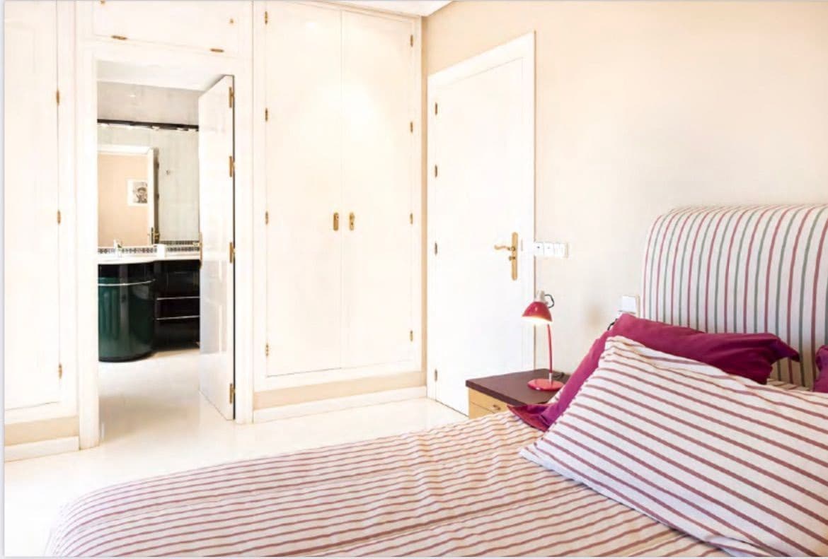 5 sypialnia Willa na sprzedaż w La Villajoyosa / Vila Joiosa z basenem garażem - 2 900 000 € (Ref: 8724759)