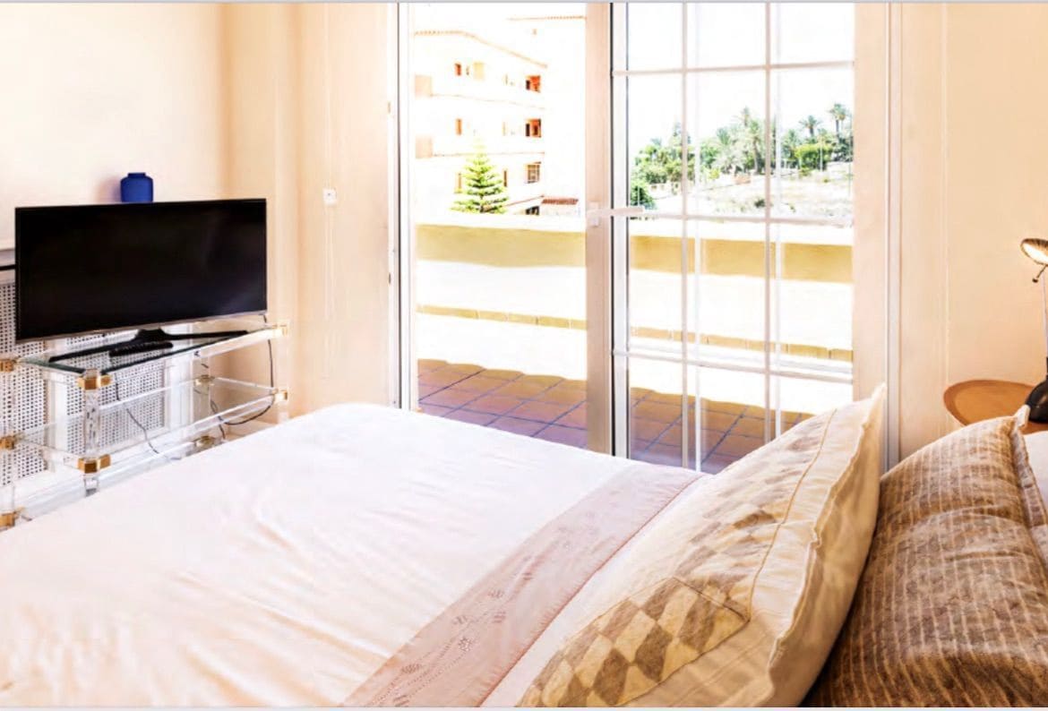 5 sypialnia Willa na sprzedaż w La Villajoyosa / Vila Joiosa z basenem garażem - 2 900 000 € (Ref: 8724759)