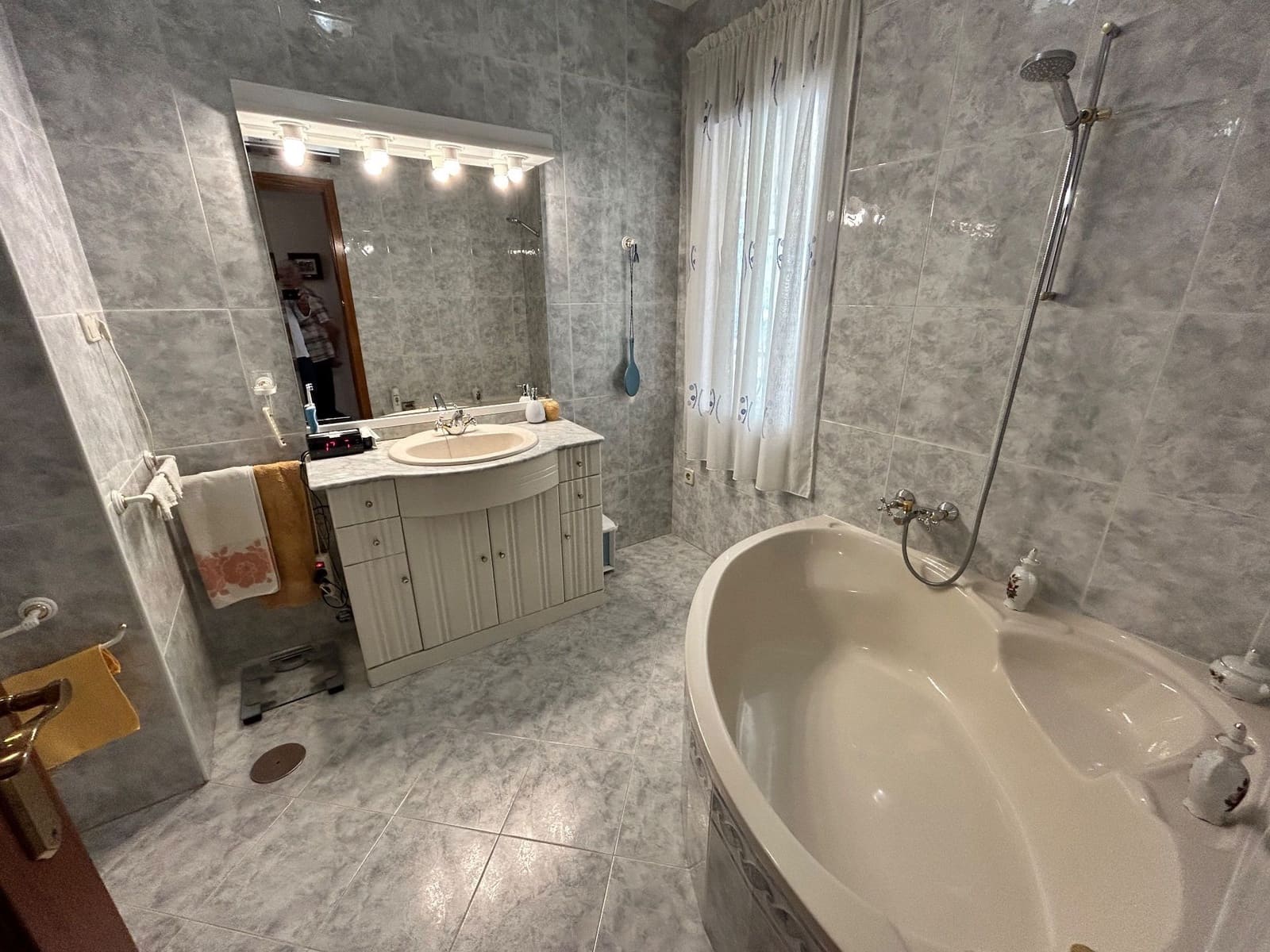 3 soveværelse Villa til salg i La Nucia med garage - € 545.000 (Ref: 8741030)