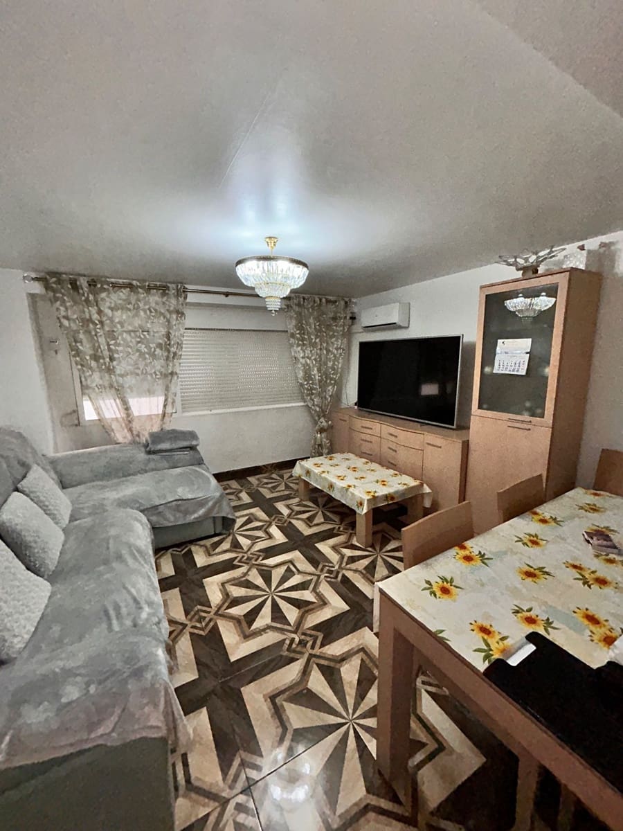 3 bedroom Flat for sale in Alicante / Alacant city - € 168,900 (Ref: 8741036)