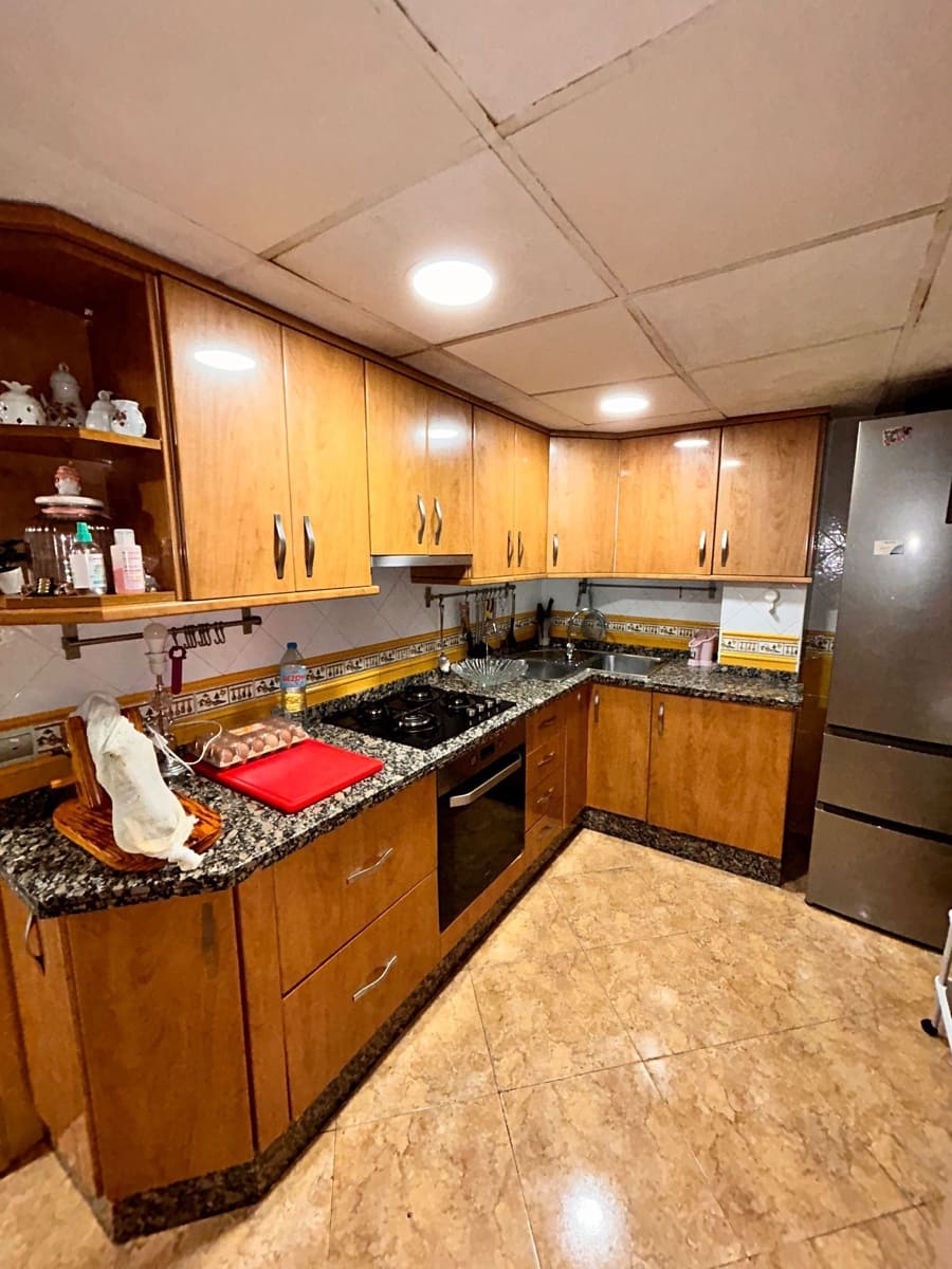 3 bedroom Flat for sale in Alicante / Alacant city - € 168,900 (Ref: 8741036)