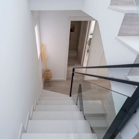 3 quarto Moradia para venda em Los Alcázares com piscina garagem - 279 000 € (Ref: 8851221)