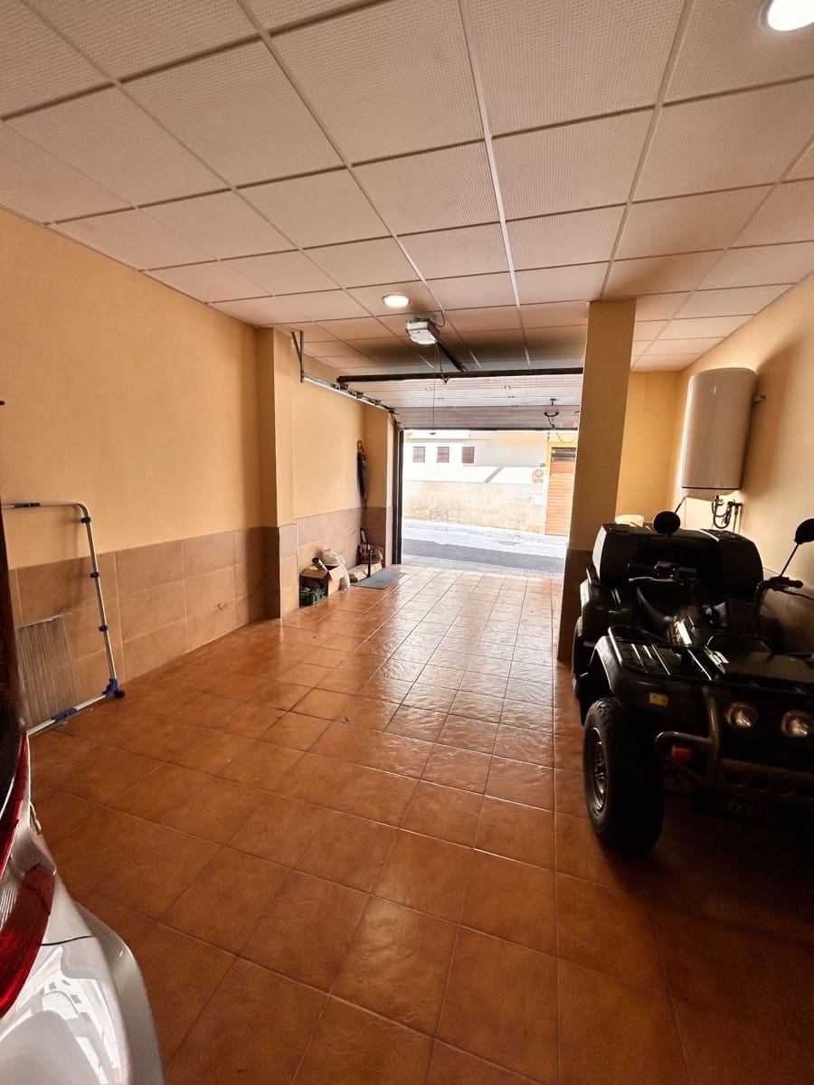 4 soveværelse Semi-Rækkehus til salg i La Nucia med garage - € 307.000 (Ref: 8894508)