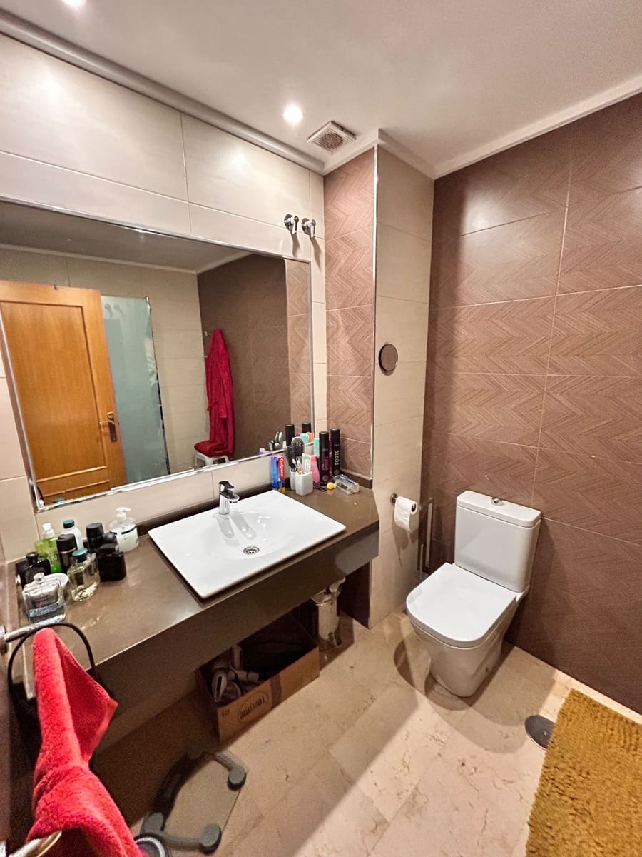 4 soveværelse Semi-Rækkehus til salg i La Nucia med garage - € 307.000 (Ref: 8894508)