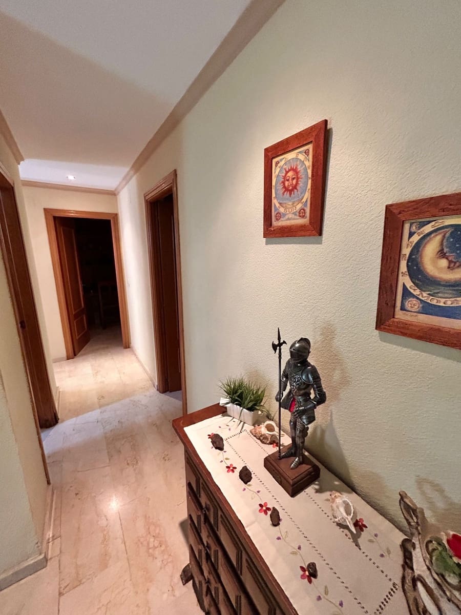 4 soveværelse Semi-Rækkehus til salg i La Nucia med garage - € 307.000 (Ref: 8894508)