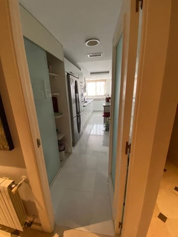 3 quarto Apartamento para venda em Benidorm com piscina garagem - 850 000 € (Ref: 8928390)