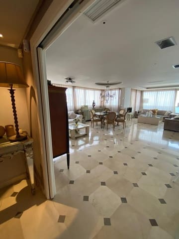 3 quarto Apartamento para venda em Benidorm com piscina garagem - 850 000 € (Ref: 8928390)