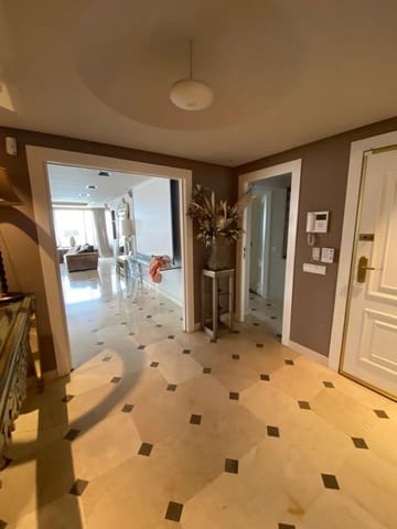 3 quarto Apartamento para venda em Benidorm com piscina garagem - 850 000 € (Ref: 8928390)