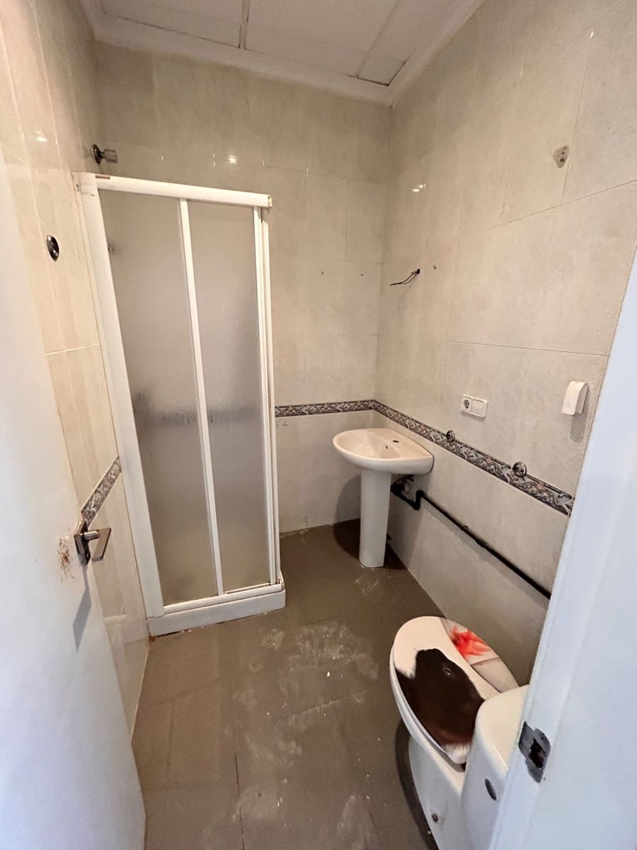 Commerciale da affittare in Elche / Elx - 600 € (Rif: 8941151)