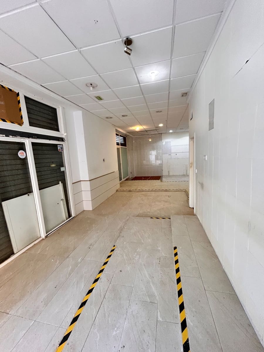 Commerciale da affittare in Elche / Elx - 600 € (Rif: 8941151)