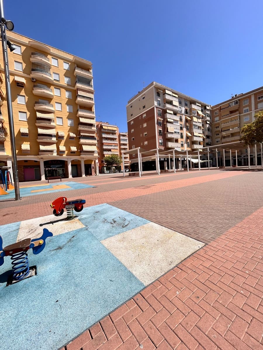 Commerciale da affittare in Elche / Elx - 600 € (Rif: 8941151)