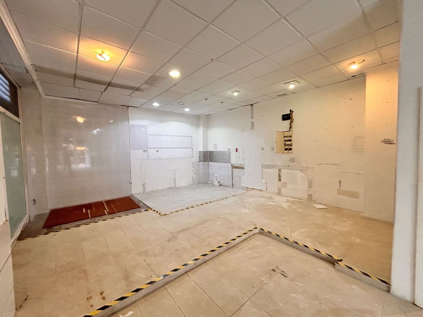 Commerciale da affittare in Elche / Elx - 600 € (Rif: 8941151)