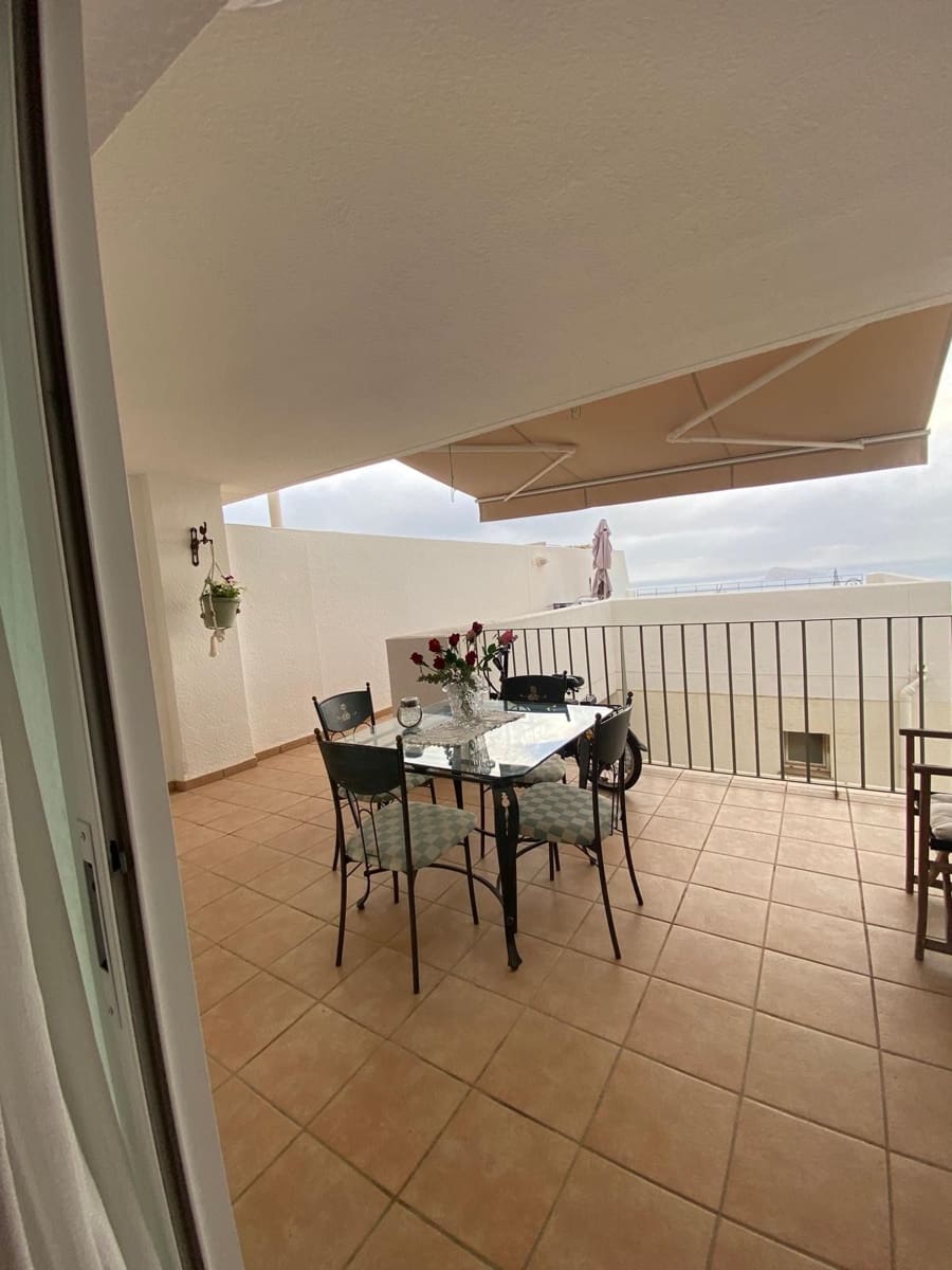 2 bedroom Flat for sale in Benidorm with pool garage - € 321,000 (Ref: 8954078)
