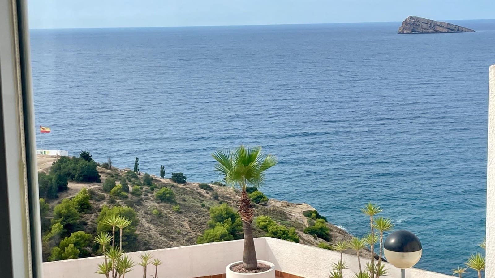 2 bedroom Flat for sale in Benidorm with pool garage - € 321,000 (Ref: 8954078)