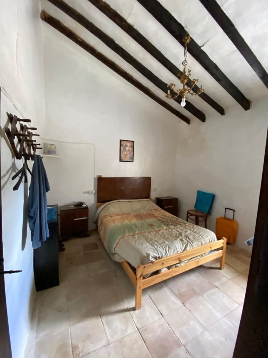 3 slaapkamer Huis te koop in Pinoso - € 85.900 (Ref: 8969966)