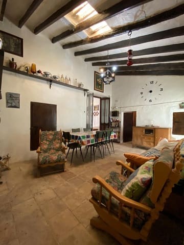 3 slaapkamer Huis te koop in Pinoso - € 85.900 (Ref: 8969966)