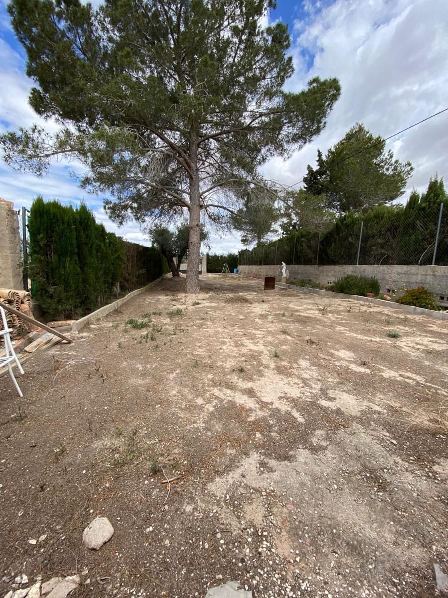 3 slaapkamer Huis te koop in Pinoso - € 85.900 (Ref: 8969966)