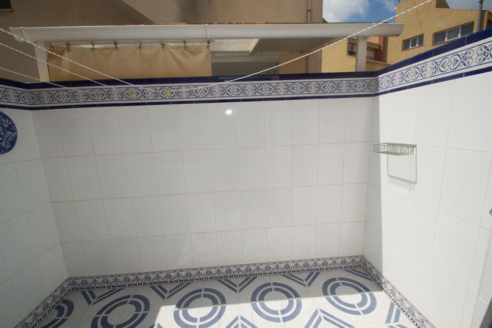 2 Zimmer Apartment zu verkaufen in Torrevieja - 135.000 € (Ref: 8990416)