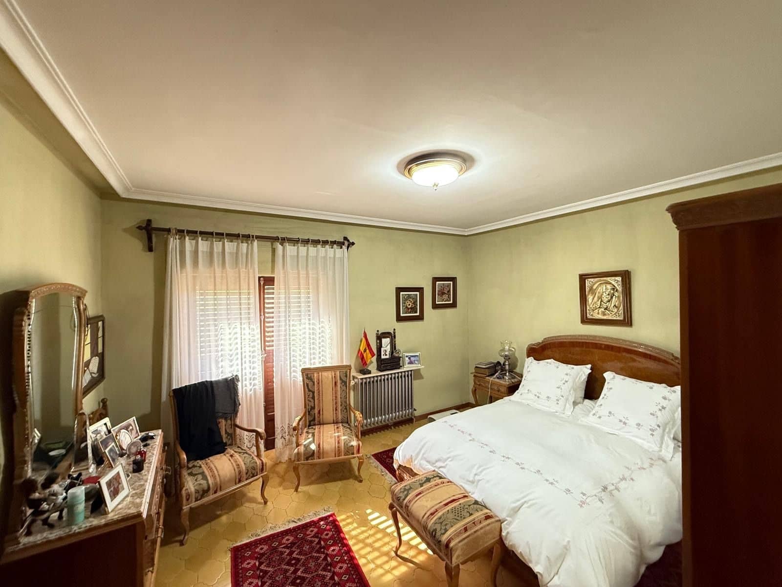 8 makuuhuone Huvila myytävänä paikassa Monovar / Monover mukana uima-altaan 
autotalli - 385 000 € (Ref: 9004837)