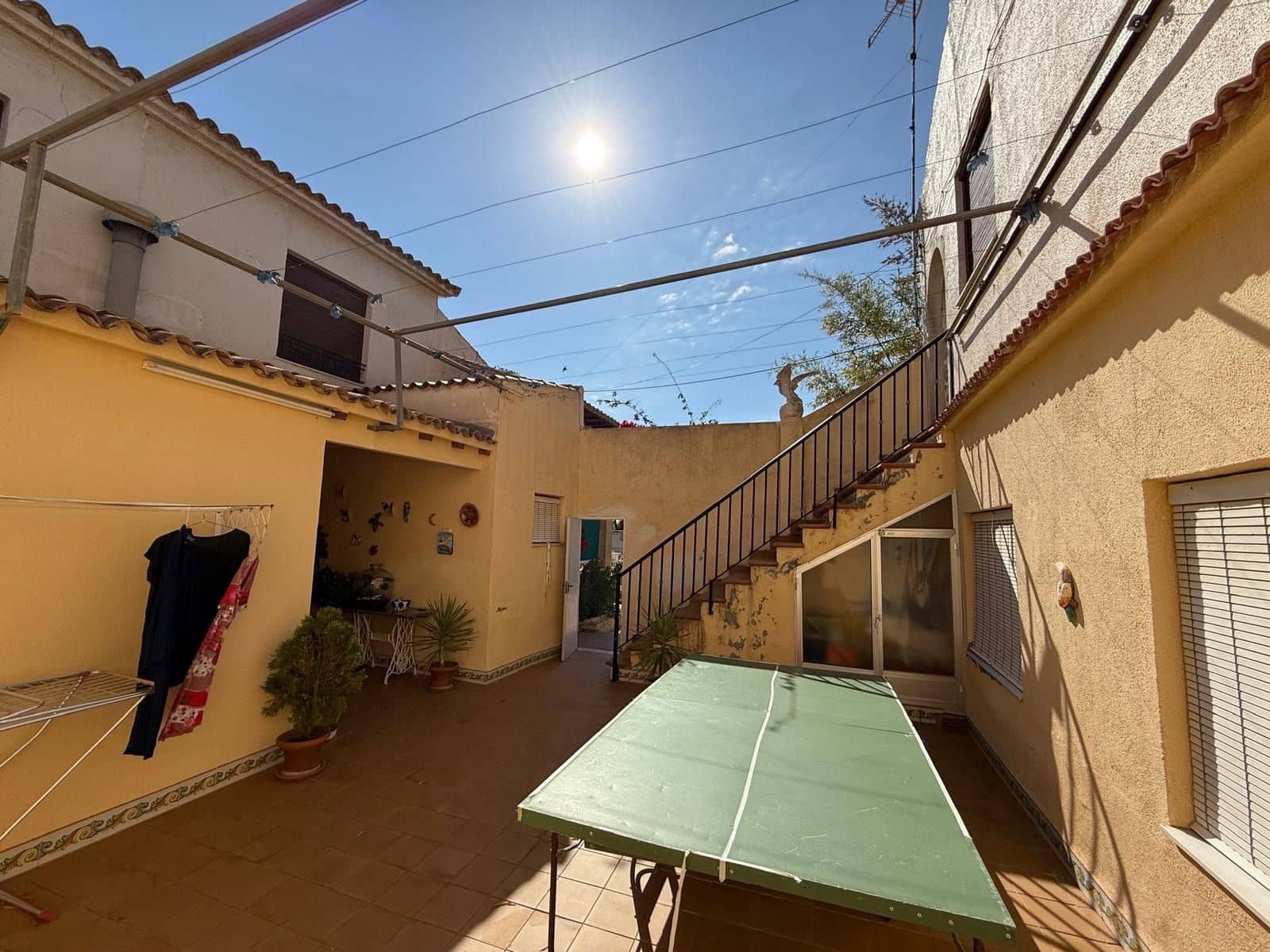 8 makuuhuone Huvila myytävänä paikassa Monovar / Monover mukana uima-altaan 
autotalli - 385 000 € (Ref: 9004837)