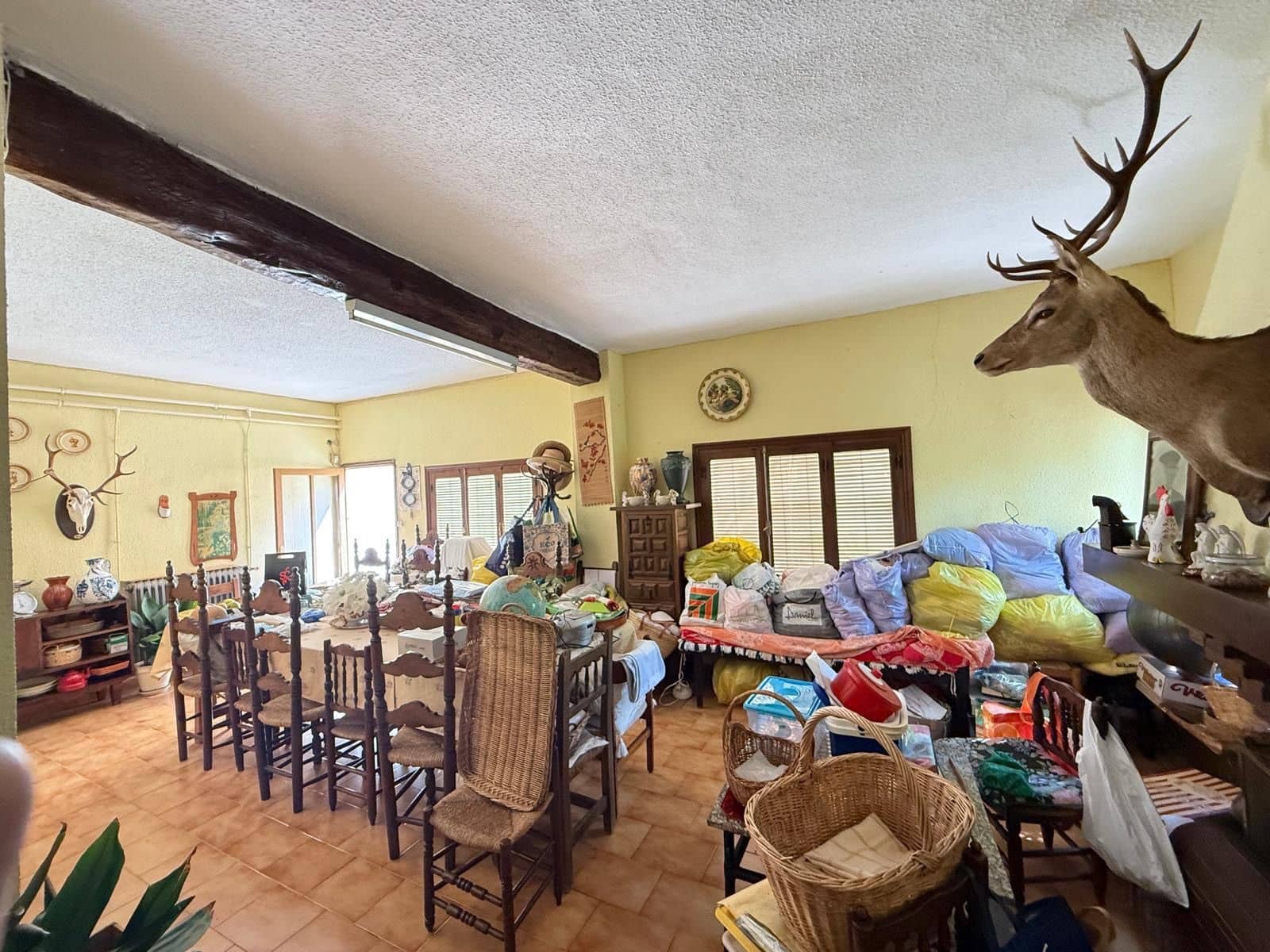 8 makuuhuone Huvila myytävänä paikassa Monovar / Monover mukana uima-altaan 
autotalli - 385 000 € (Ref: 9004837)