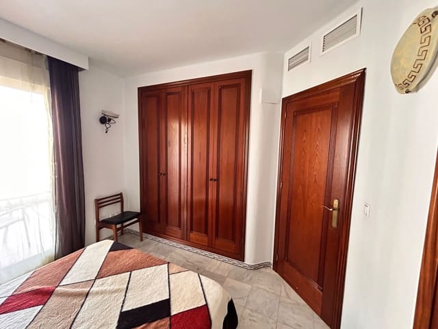 3 quarto Apartamento para venda em Torrevieja com piscina - 259 900 € (Ref: 9050719)